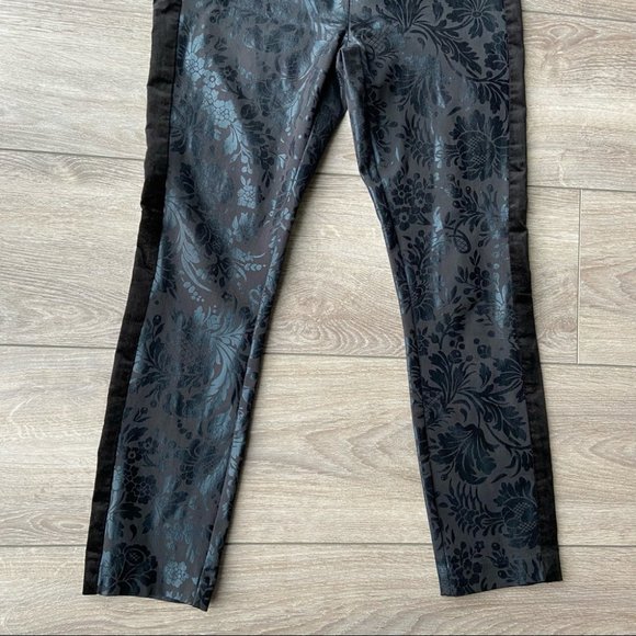Anthropologie The Essential Foil-Printed Tuxedo Trousers - Picture 7 of 16